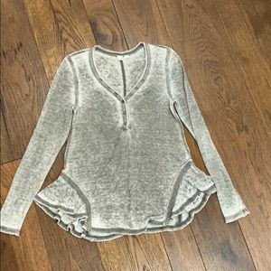Melrose and Market Long Sleeve Flowy Top